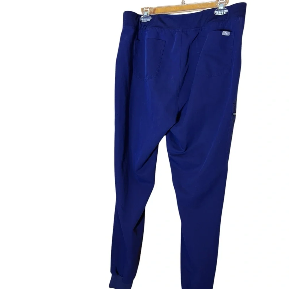 FigsStylish Blue Jogger Scrub Pants